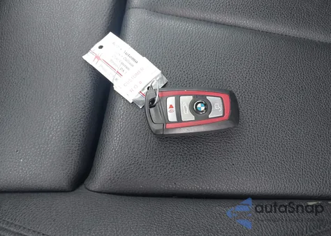 2016 BMW 328I xDrive из США, поврежденный, VIN WBA8E3G52GNT77737